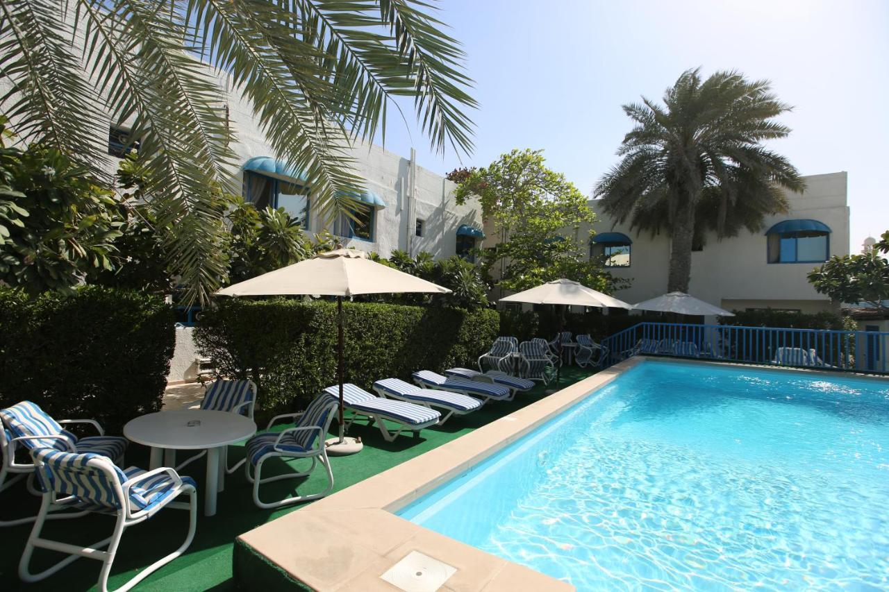 Al Corniche Hotel Sharjah Exteriör bild